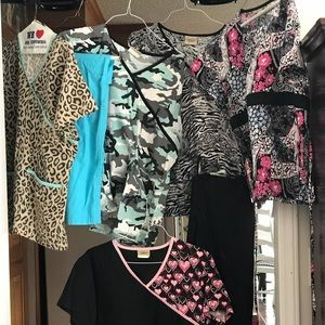 Women’s large Tafford scrub lot